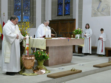 Lumen Christi - Auferstehungsmesse in St. Crescentius (Foto: Karl-Franz Thiede)